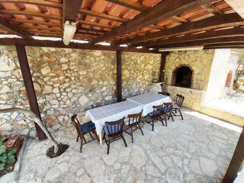 Apartments Carmen Vinišće Eksteriør billede