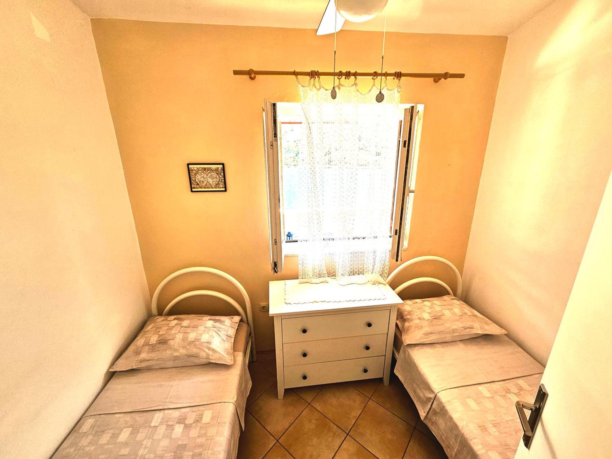 Apartments Carmen Vinišće Eksteriør billede